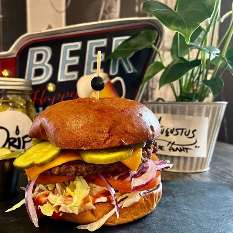 Crunchy Fried Pickles: A Tasty Start